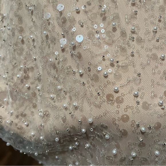 Main Strip Sequin & Pearl Blouse Top Off White/Champagne Short Sleeve Small NWT - Picture 12 of 15